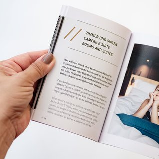 Illustration der Referenzen von Martina Leimegger: Designed bei Brandnamic*